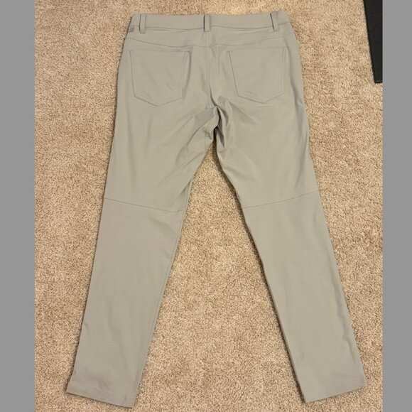 Lululemon Linen Khaki ABC Slim-Fit 5 Pocket Pant 32L Warpstreme - 32x32 - Picture 2 of 3